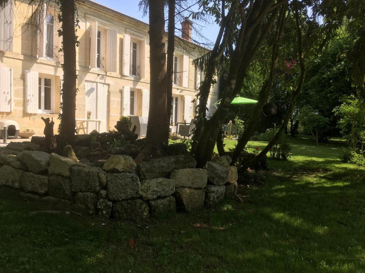 Chambre La Garenne Saint-Vivien-de-Blaye Exterior photo